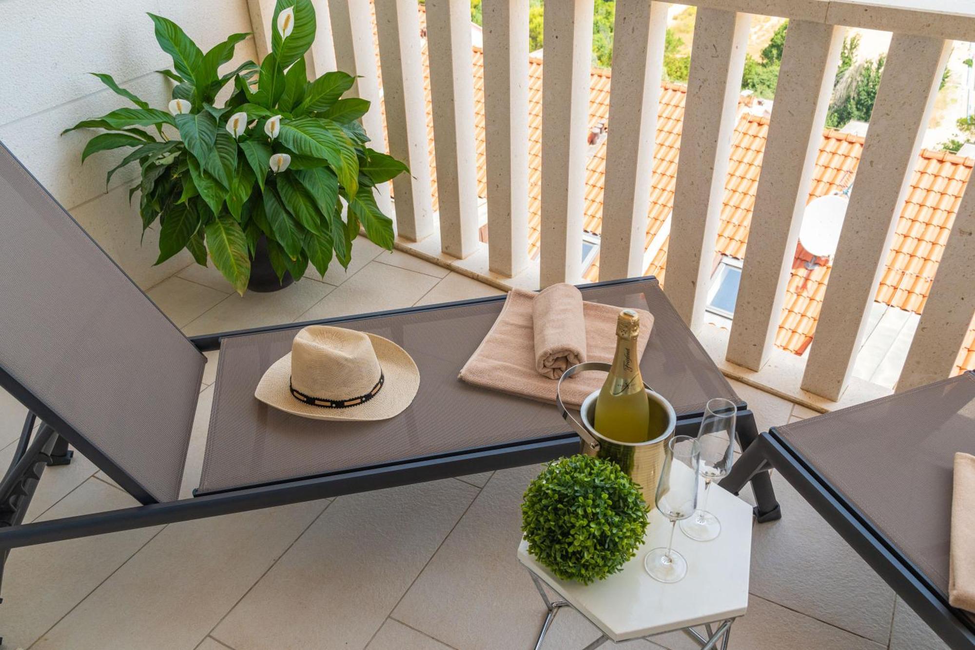 Apartment Apollo In Dubrovnik With Sea View Bagian luar foto